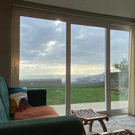 Myrtus - House With Sea View And Garden Apartment
