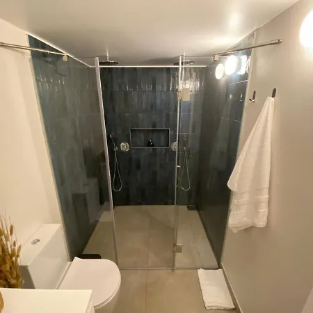 Myrtus - House With Sea View And Garden Apartment